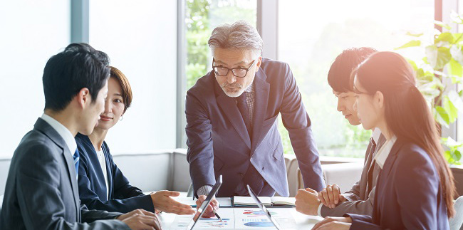 「社長のコミット」がバックオフィス改革を成功に導く!