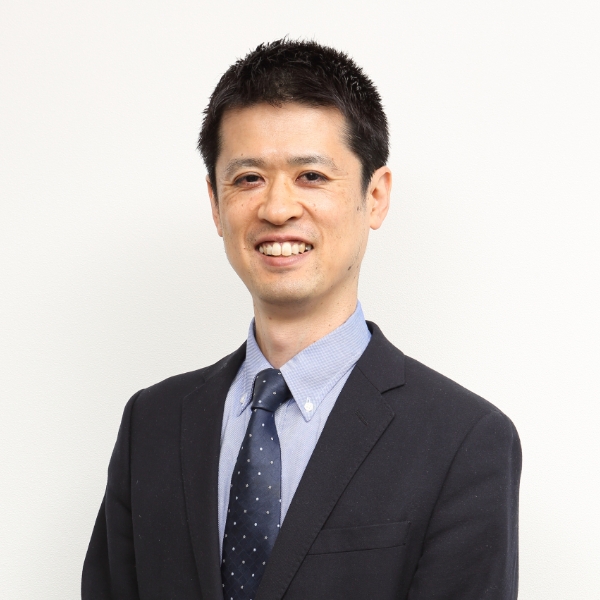 向井 蘭 氏