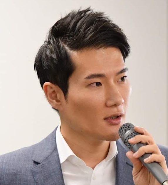 平瀬　錬司 氏