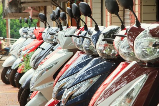 バイク販売台数３年連続で減少…